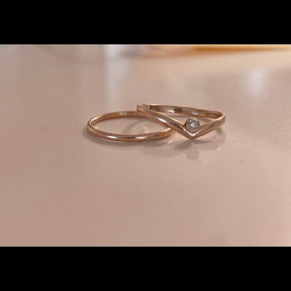 Minimalist 14k yellow gold chevron ring (band not included)